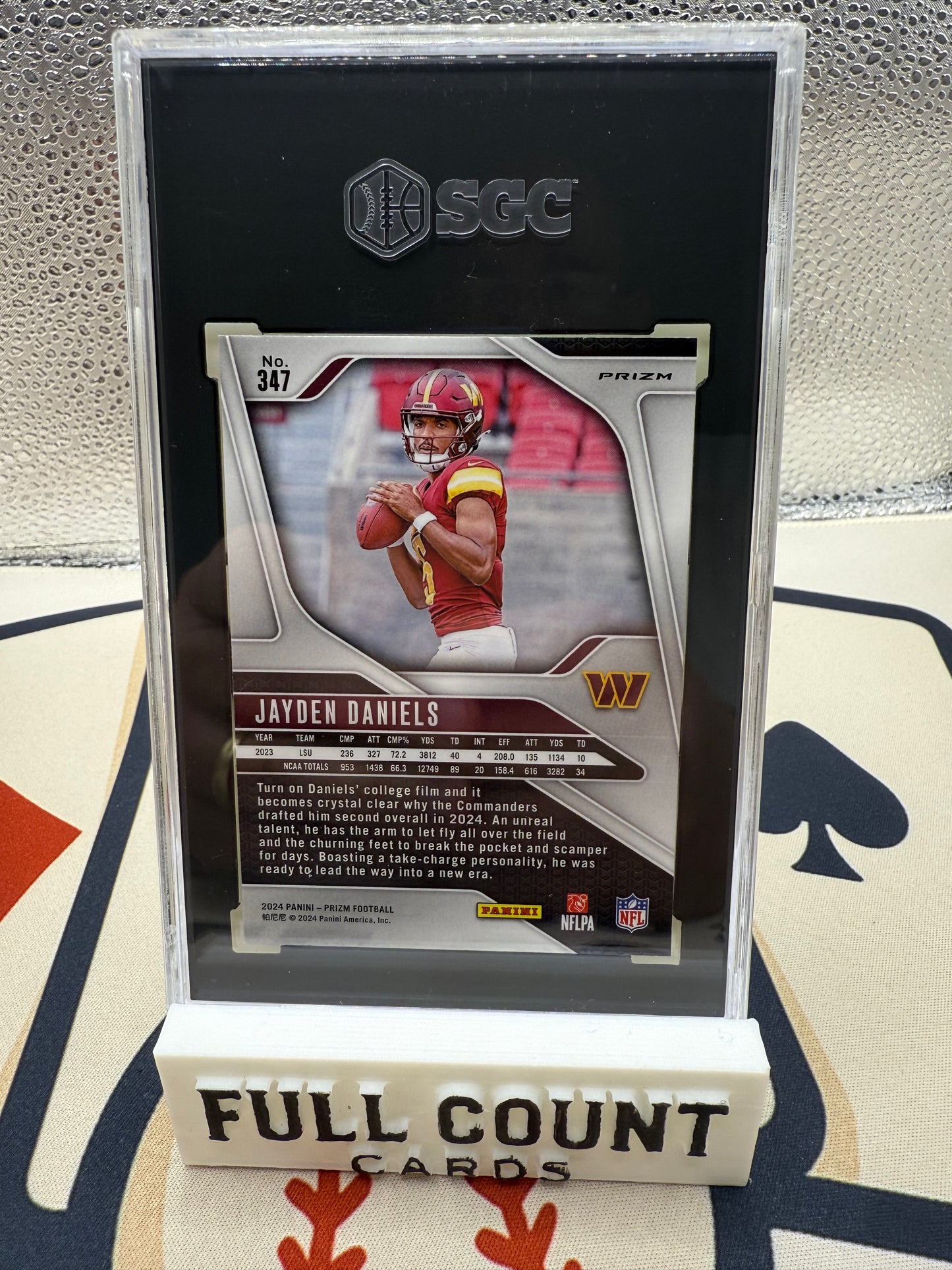 2024 Panini Prizm Jayden Daniels #347 Neon Green Pulsar Prizm SGC 9.5
